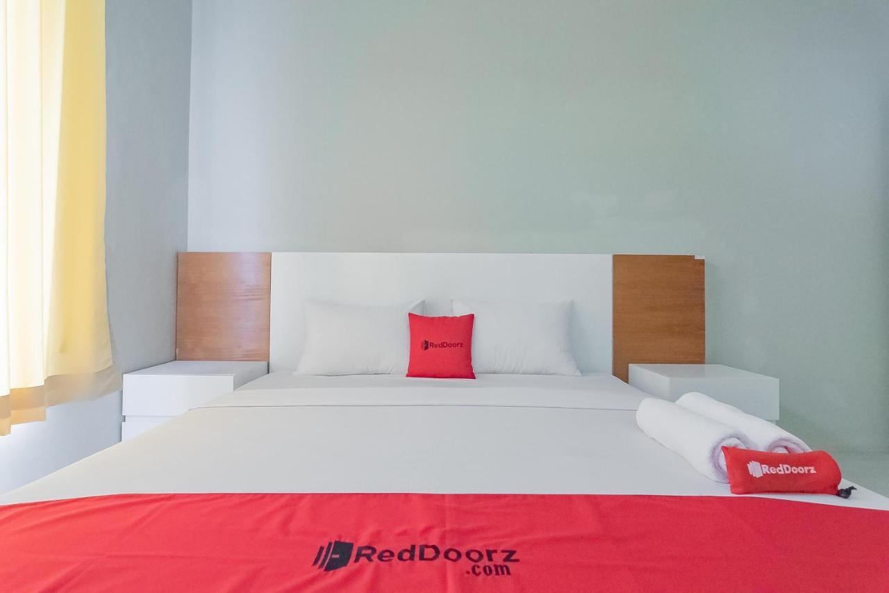 Reddoorz Resort Syariah Near D'Castello Ciater Subang Eksteriør billede