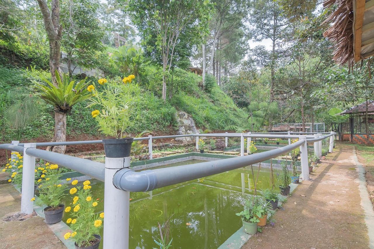 Reddoorz Resort Syariah Near D'Castello Ciater Subang Eksteriør billede