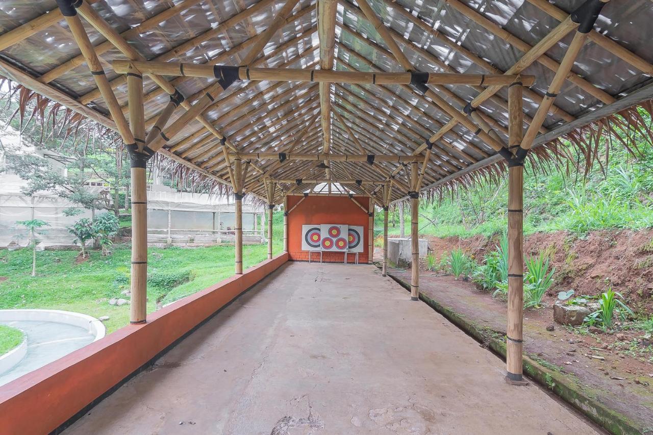Reddoorz Resort Syariah Near D'Castello Ciater Subang Eksteriør billede