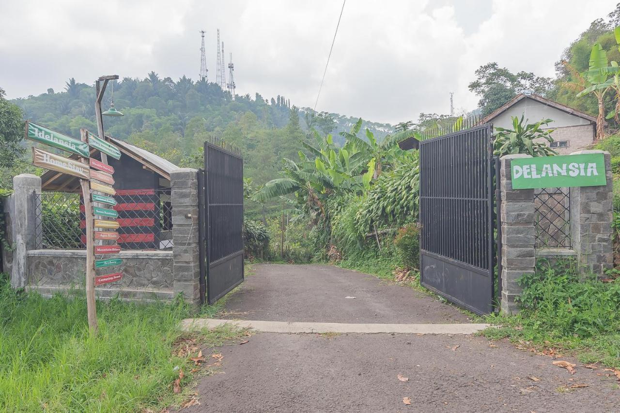 Reddoorz Resort Syariah Near D'Castello Ciater Subang Eksteriør billede